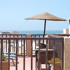 3* رياد Garance